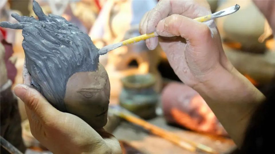 哪吒來(lái)了！婺城古村煥新顏，工藝美術(shù)品與禮儀用品銷(xiāo)售迎來(lái)新熱潮